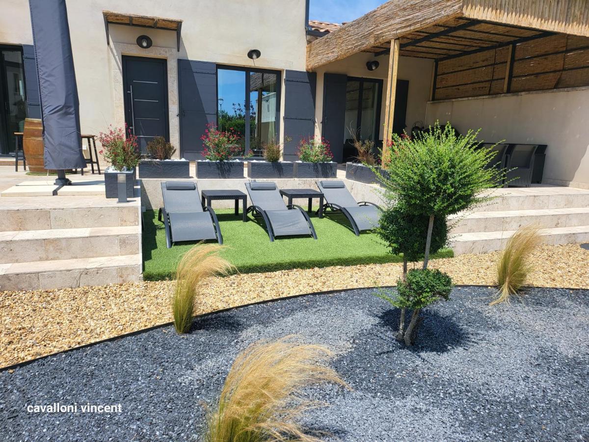 Villa パラドゥー エクステリア 写真